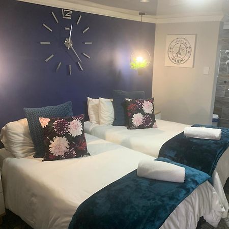 Mitchell'S Guesthouse Parow Kültér fotó